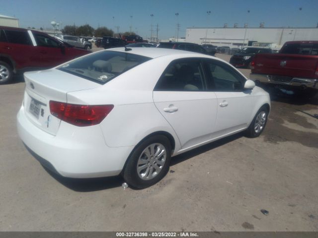 Photo 3 VIN: KNAFT4A28B5461538 - KIA FORTE 