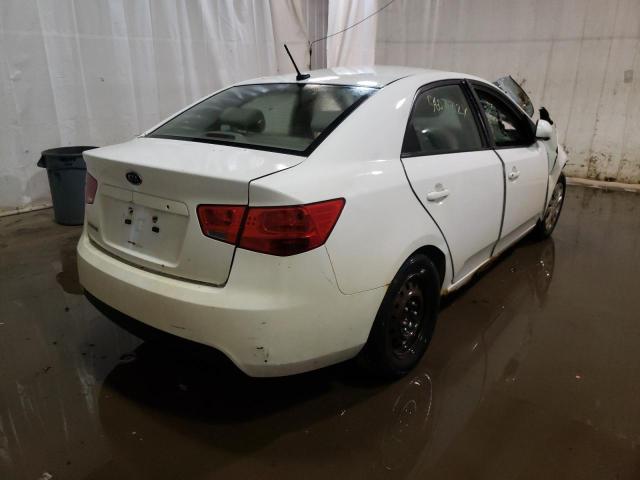 Photo 3 VIN: KNAFT4A28C5475988 - KIA FORTE LX 