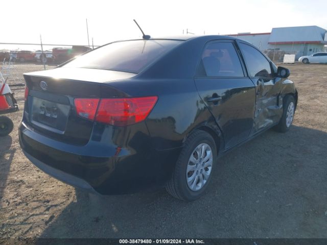 Photo 3 VIN: KNAFT4A28C5558630 - KIA FORTE 