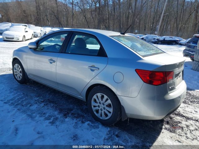 Photo 2 VIN: KNAFT4A28C5636534 - KIA FORTE 