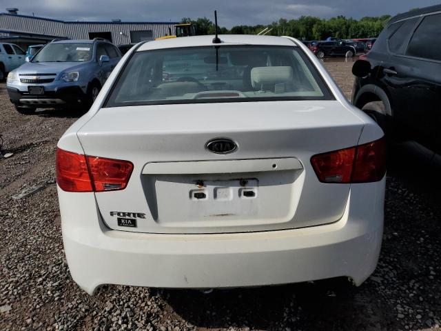 Photo 5 VIN: KNAFT4A28D5683287 - KIA FORTE LX 