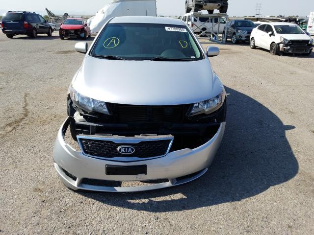 Photo 8 VIN: KNAFT4A28D5710195 - KIA FORTE LX 