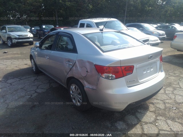 Photo 2 VIN: KNAFT4A29A5061969 - KIA FORTE 