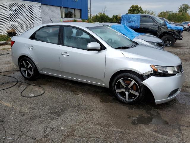 Photo 3 VIN: KNAFT4A29A5097287 - KIA FORTE 