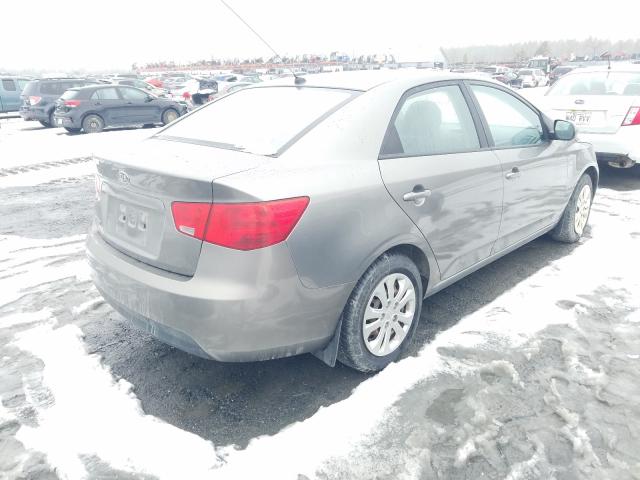 Photo 3 VIN: KNAFT4A29A5228783 - KIA FORTE 