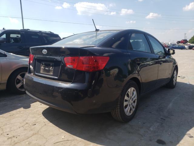 Photo 3 VIN: KNAFT4A29A5820653 - KIA FORTE LX 