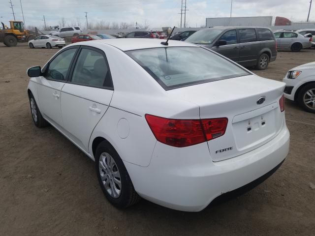 Photo 2 VIN: KNAFT4A29B5326925 - KIA FORTE LX 