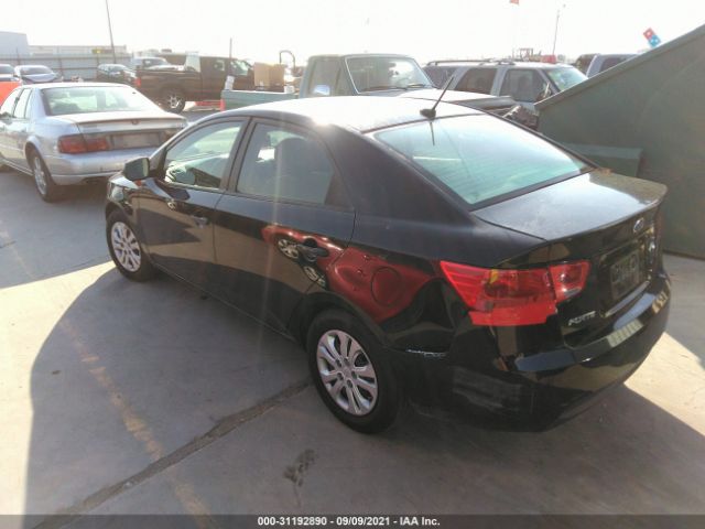 Photo 2 VIN: KNAFT4A29B5887285 - KIA FORTE 