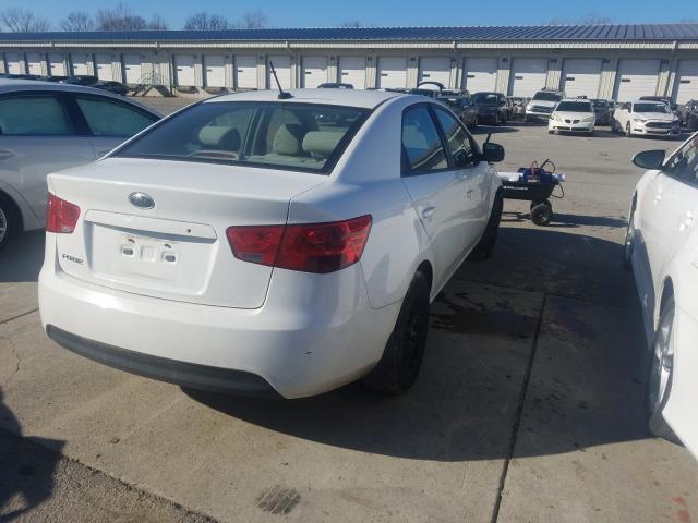 Photo 3 VIN: KNAFT4A29C5557907 - KIA FORTE LX 