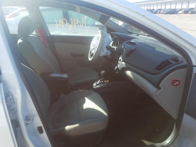 Photo 4 VIN: KNAFT4A29C5557907 - KIA FORTE LX 