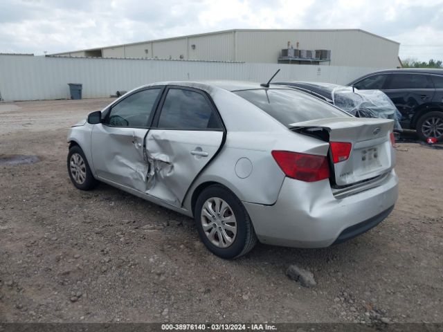 Photo 2 VIN: KNAFT4A29C5578207 - KIA FORTE 