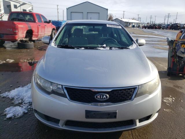 Photo 4 VIN: KNAFT4A29C5585593 - KIA FORTE LX 