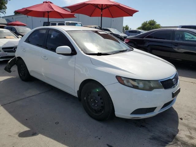 Photo 3 VIN: KNAFT4A29C5593483 - KIA FORTE LX 