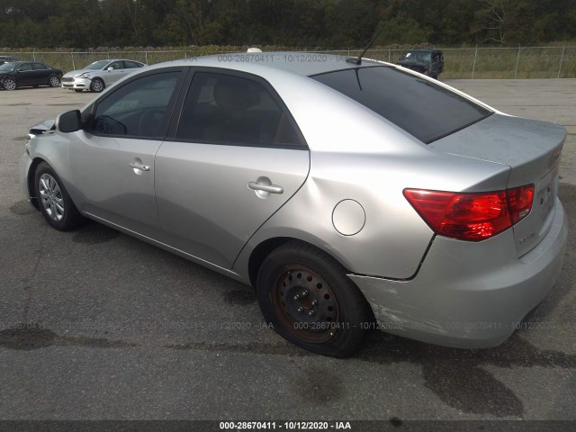 Photo 2 VIN: KNAFT4A29C5616132 - KIA FORTE 