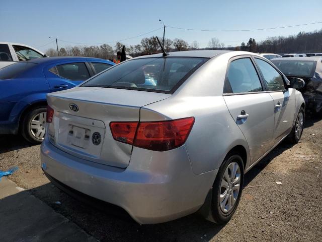 Photo 3 VIN: KNAFT4A29D5724896 - KIA FORTE LX 