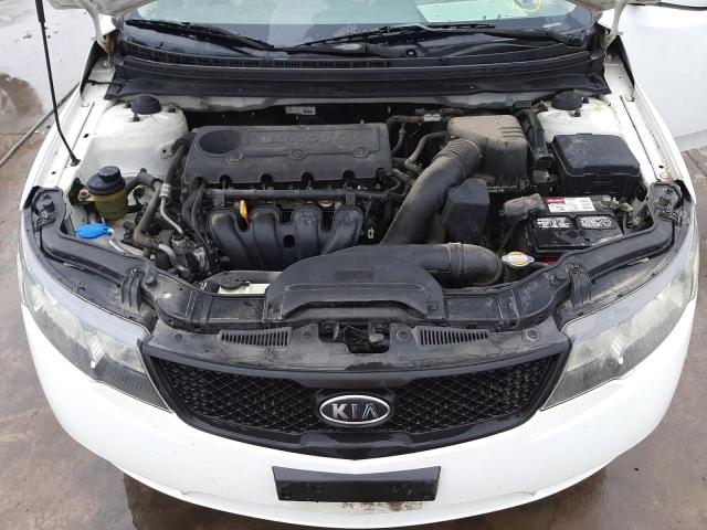 Photo 6 VIN: KNAFT4A2XA5078702 - KIA FORTE LX 