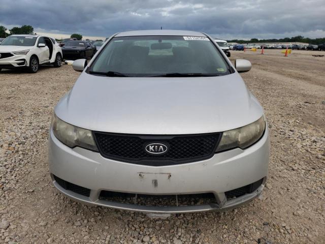 Photo 4 VIN: KNAFT4A2XA5286580 - KIA FORTE 