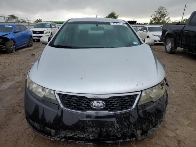 Photo 4 VIN: KNAFT4A2XA5865679 - KIA FORTE LX 