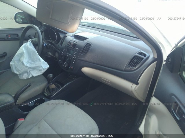 Photo 4 VIN: KNAFT4A2XC5502513 - KIA FORTE 