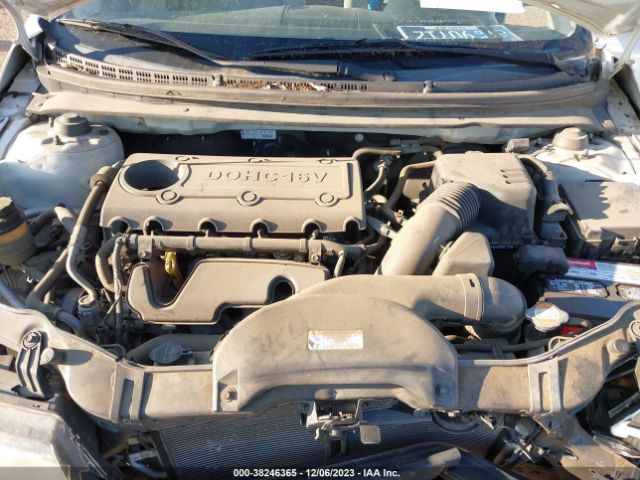 Photo 9 VIN: KNAFT4A2XC5532675 - KIA FORTE 