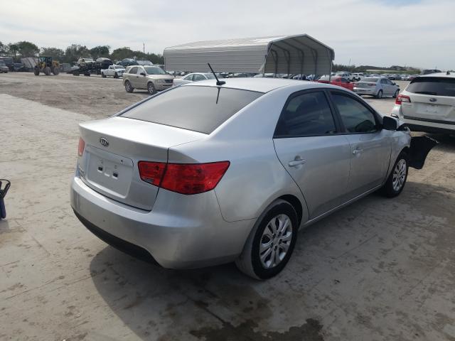 Photo 3 VIN: KNAFT4A2XC5578572 - KIA FORTE LX 