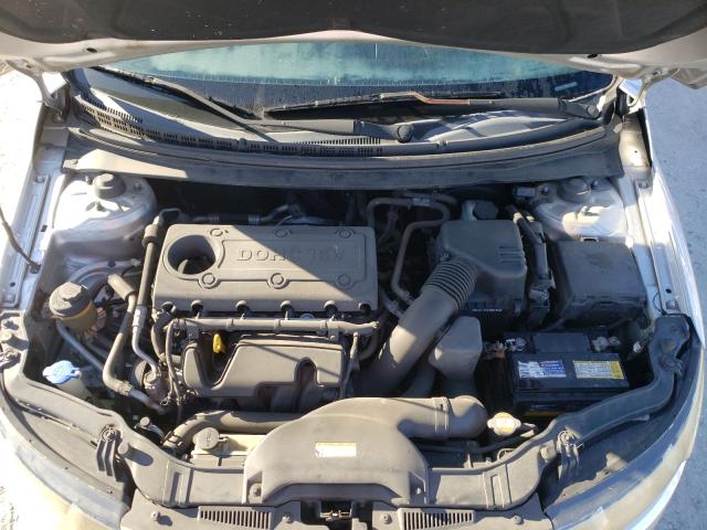 Photo 6 VIN: KNAFT4A2XC5585005 - KIA FORTE LX 