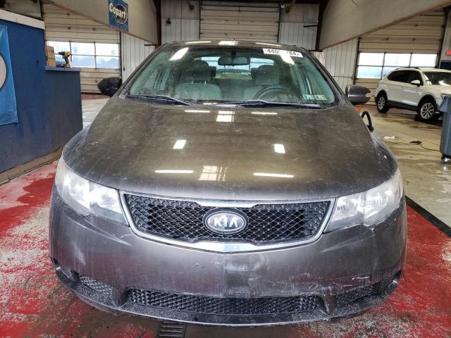 Photo 4 VIN: KNAFU4A20A5061341 - KIA FORTE 