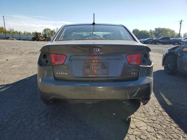 Photo 5 VIN: KNAFU4A20A5174996 - KIA FORTE EX 