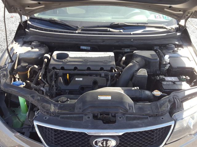 Photo 6 VIN: KNAFU4A20A5176070 - KIA FORTE EX 