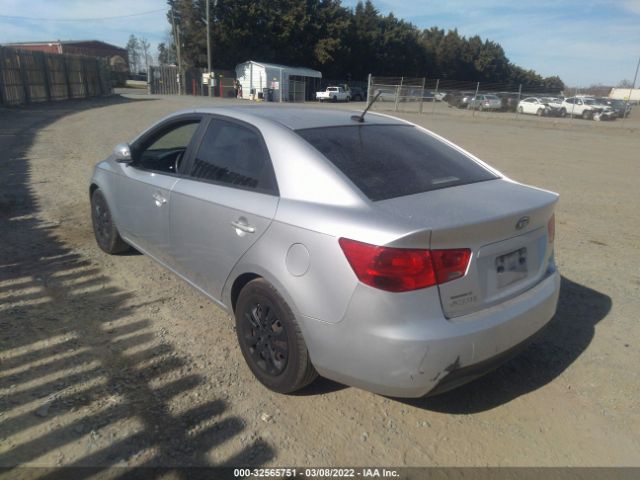 Photo 2 VIN: KNAFU4A20A5816407 - KIA FORTE 