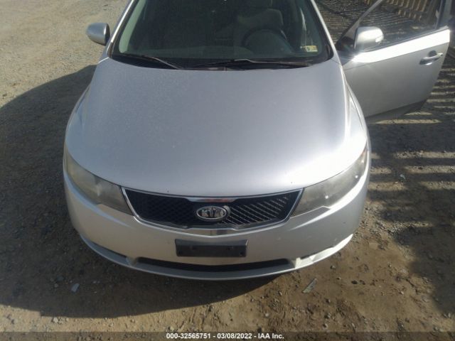 Photo 5 VIN: KNAFU4A20A5816407 - KIA FORTE 