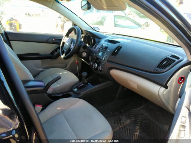 Photo 4 VIN: KNAFU4A20A5856258 - KIA FORTE 