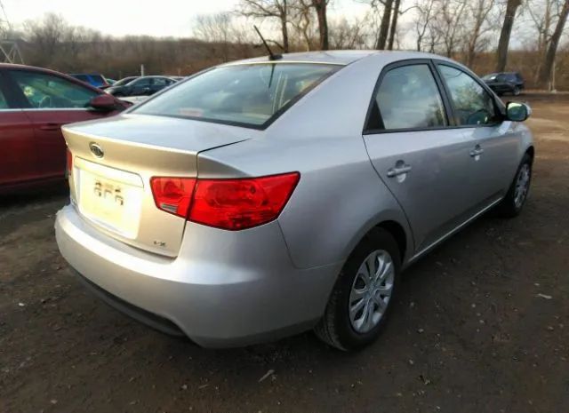 Photo 3 VIN: KNAFU4A20A5857989 - KIA FORTE 