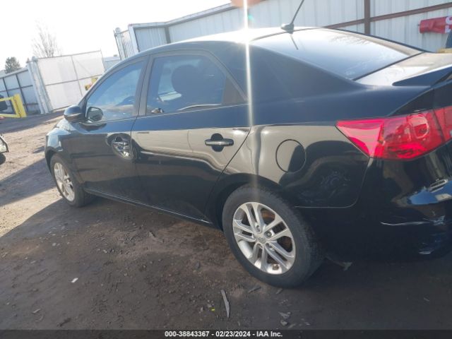 Photo 2 VIN: KNAFU4A20B5381308 - KIA FORTE 