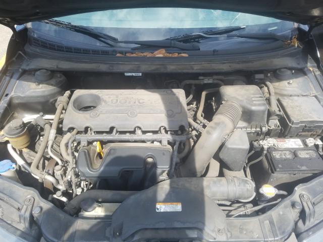 Photo 6 VIN: KNAFU4A20B5409141 - KIA FORTE EX 