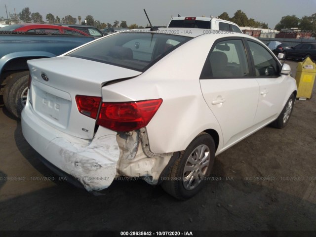 Photo 3 VIN: KNAFU4A20B5416901 - KIA FORTE 