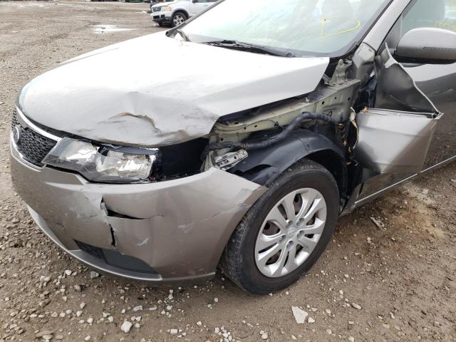 Photo 8 VIN: KNAFU4A20B5463913 - KIA FORTE EX 