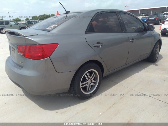 Photo 3 VIN: KNAFU4A20B5888578 - KIA FORTE 