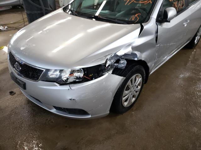 Photo 8 VIN: KNAFU4A20C5475352 - KIA FORTE EX 