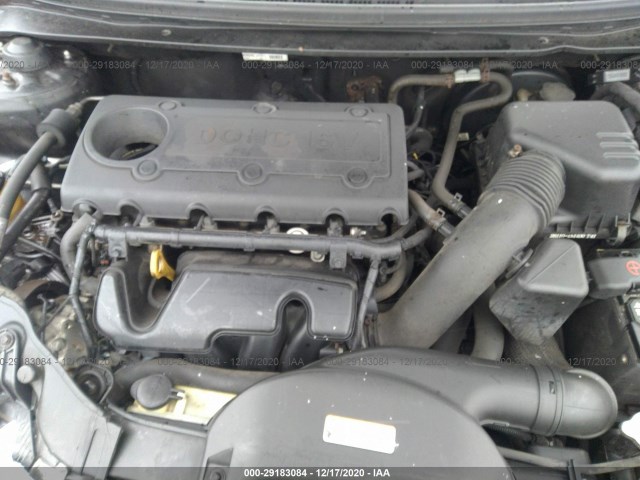 Photo 9 VIN: KNAFU4A20C5516952 - KIA FORTE 