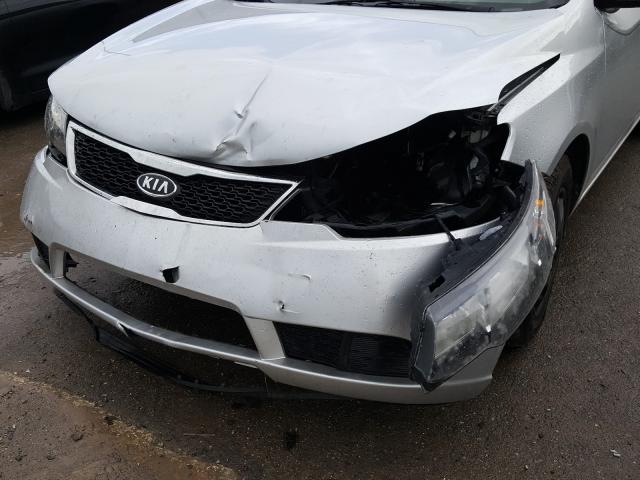 Photo 8 VIN: KNAFU4A20C5547327 - KIA FORTE EX 