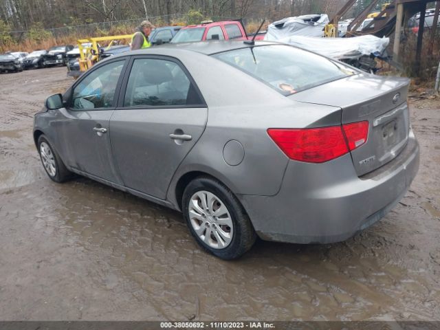 Photo 2 VIN: KNAFU4A20C5552625 - KIA FORTE 