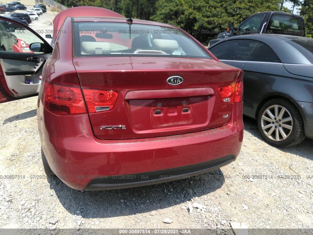 Photo 5 VIN: KNAFU4A20C5561499 - KIA FORTE 