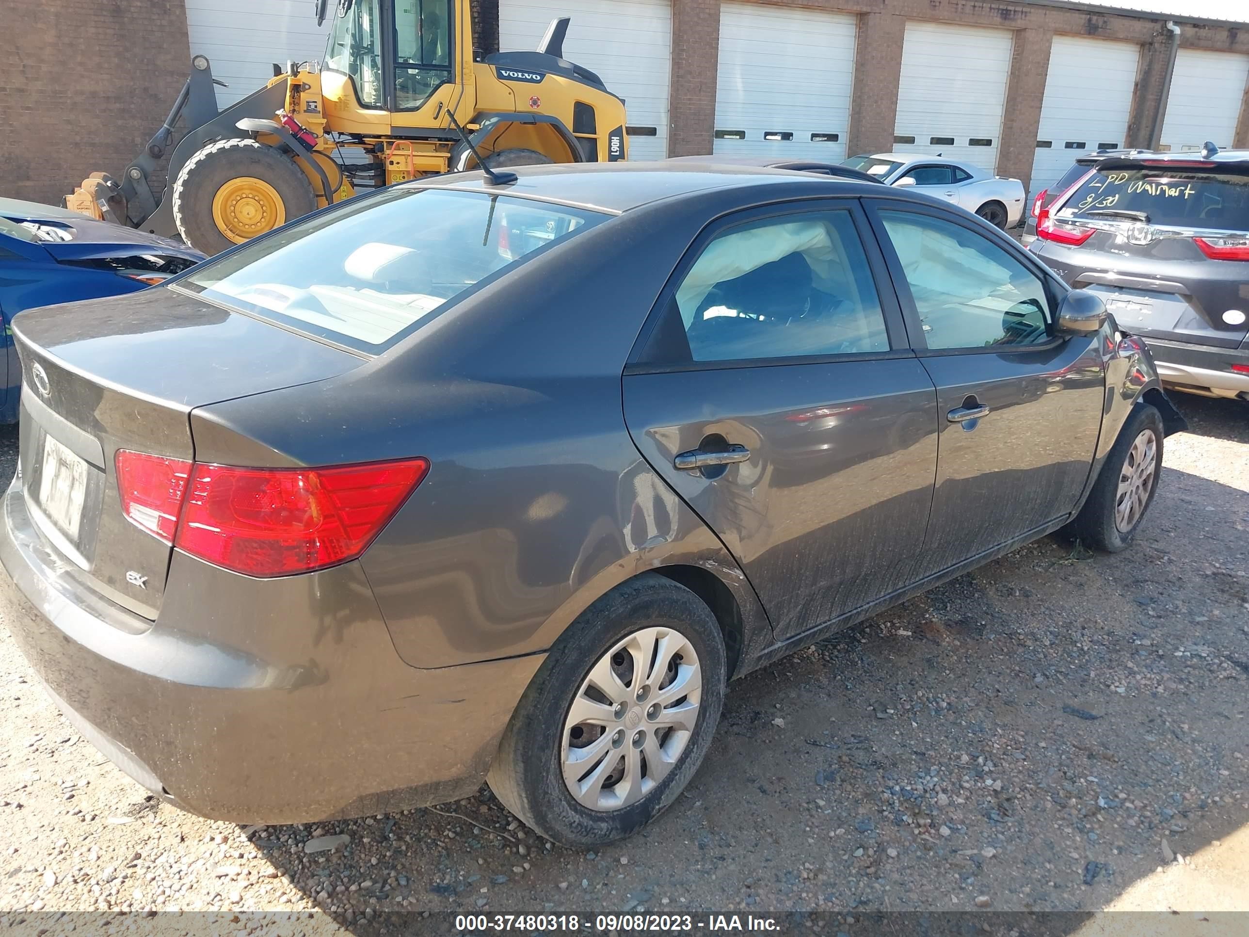 Photo 3 VIN: KNAFU4A20C5563057 - KIA FORTE 