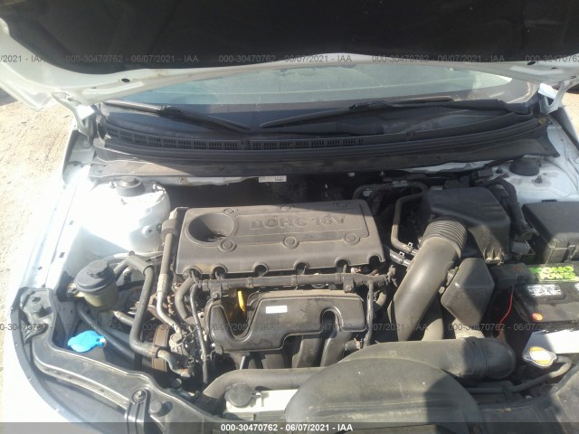 Photo 9 VIN: KNAFU4A20C5633527 - KIA FORTE 