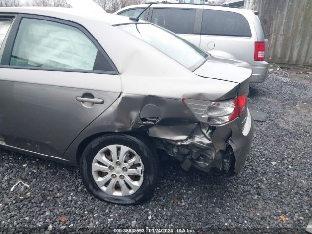 Photo 5 VIN: KNAFU4A20D5654279 - KIA FORTE 