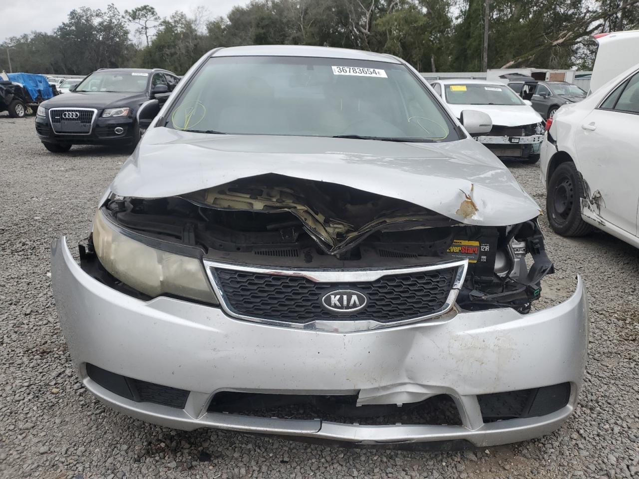 Photo 4 VIN: KNAFU4A20D5729899 - KIA FORTE 