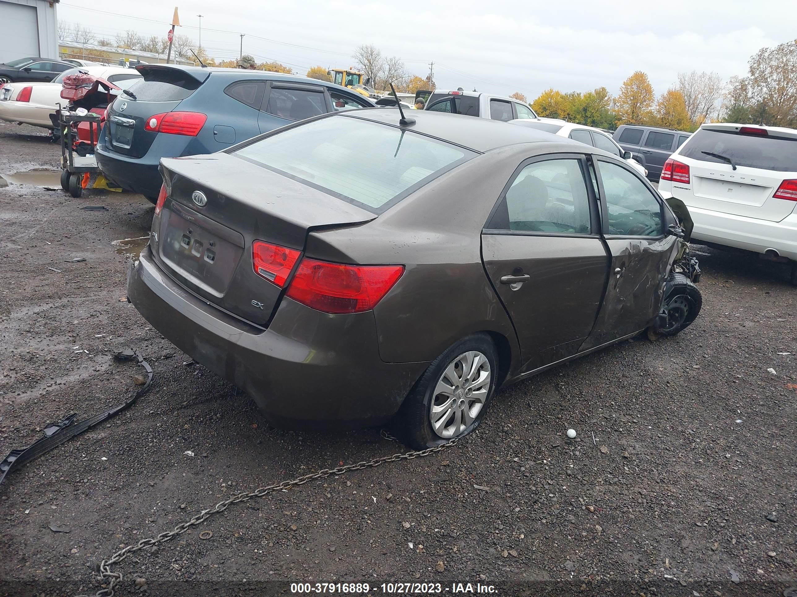 Photo 3 VIN: KNAFU4A20D5734729 - KIA FORTE 