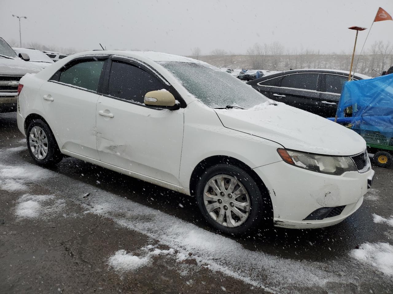 Photo 3 VIN: KNAFU4A21A5053233 - KIA FORTE 