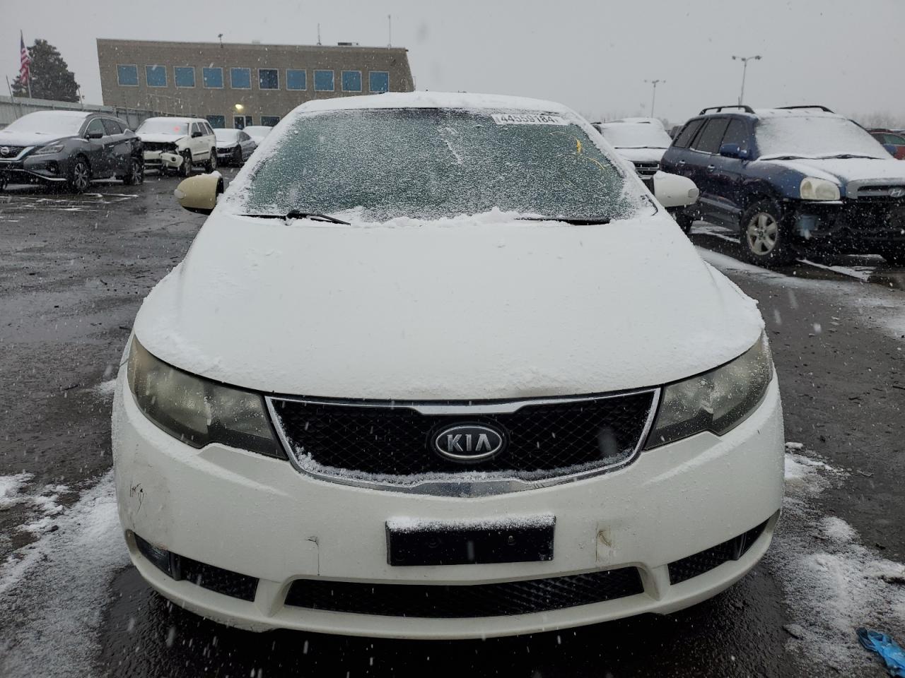 Photo 4 VIN: KNAFU4A21A5053233 - KIA FORTE 